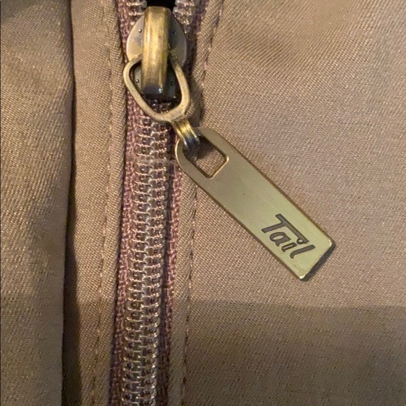 TAIL WOMEN ACTIVE WEAR VEST II - Picture 4 of 8